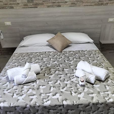 Hera Tropea Rooms Екстериор снимка